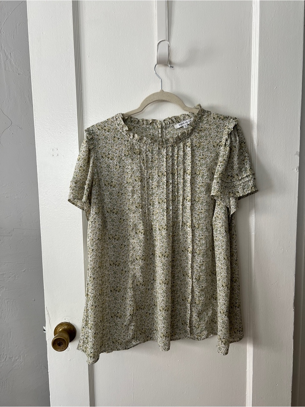 Rose & Olive Olive Floral Pintuck Ruffle Blouse